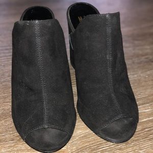 Open toe black booties